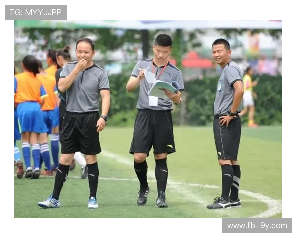 围绕商务城小学徐州校园足球发展路径的综合探讨与实践研究策略分析